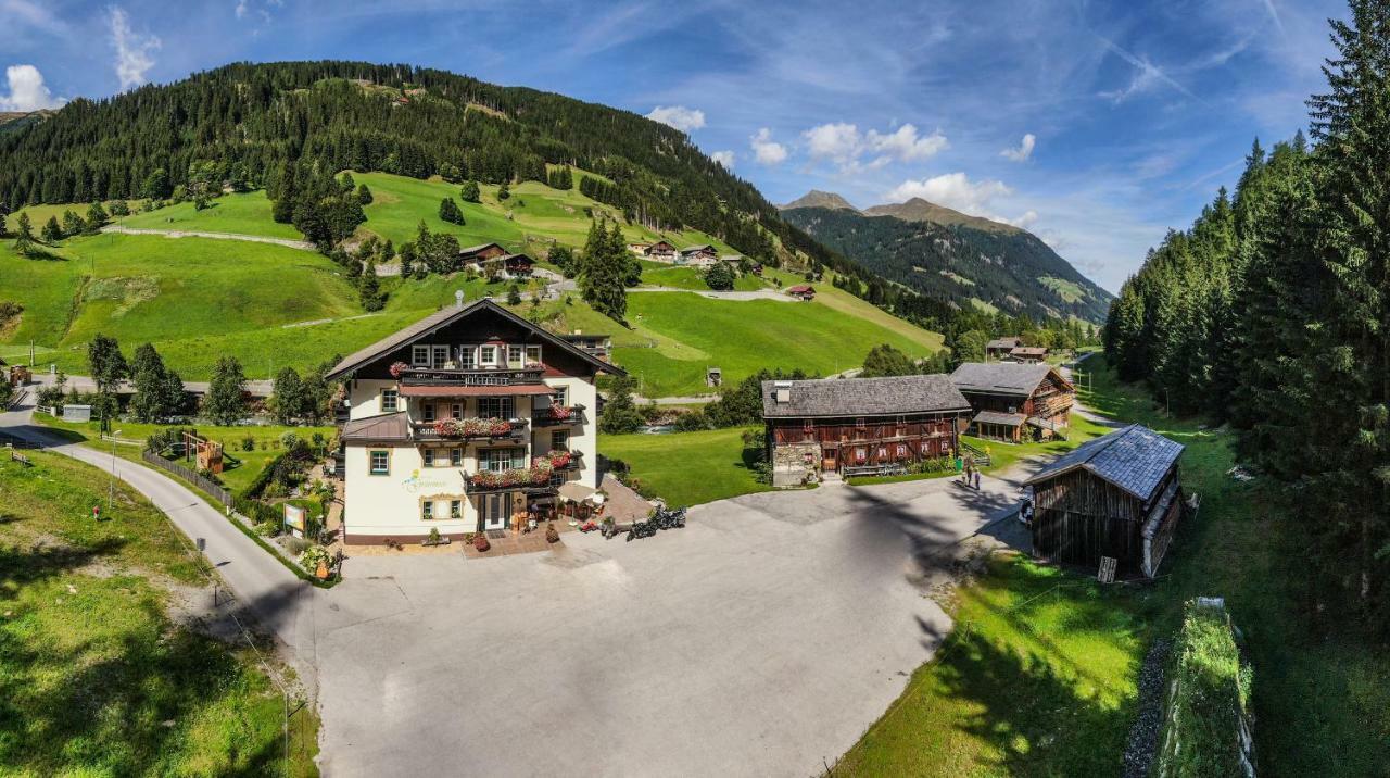 Hotel Garni Gruenmoos Sankt Jakob in Defereggen Exteriör bild
